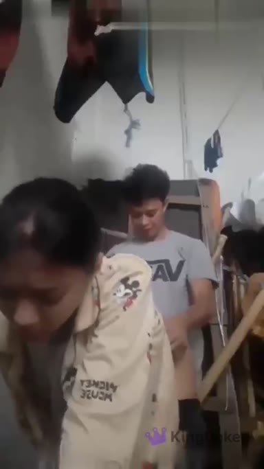 Top Indo Viral New Supir dan Asisten Rumah Tangga Doggyiin di Dapur