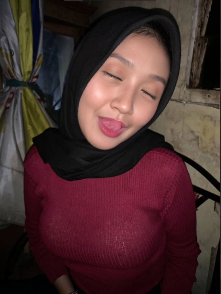 10 Viral Abg Video Wiwik Abg Viral 2025 Anjay Hijab Kebaya Merah