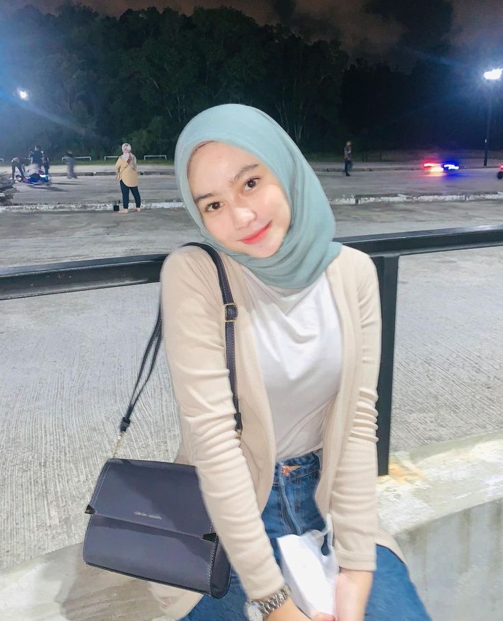 Jilbab Indo Viral Rindu Nakal Di Balik Lampu Kamar Who’s Best Trending Now?